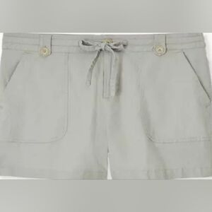 TORRID 5" PULL-ON LINEN BLEND MID-RISE SHORT. SIZE 26. SEAGRASS.